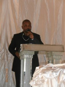 Presbítero Nelson Chipoia